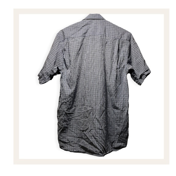 Burberry Short Sleeve Button Down Shirt (Men’s Small) - Picture 2 of 6